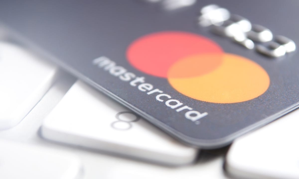Надежден и безопасен разплащателен метод ли е Mastercard картата